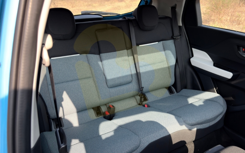 Punch-Interior-42