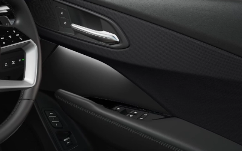 Q3-Interior-95