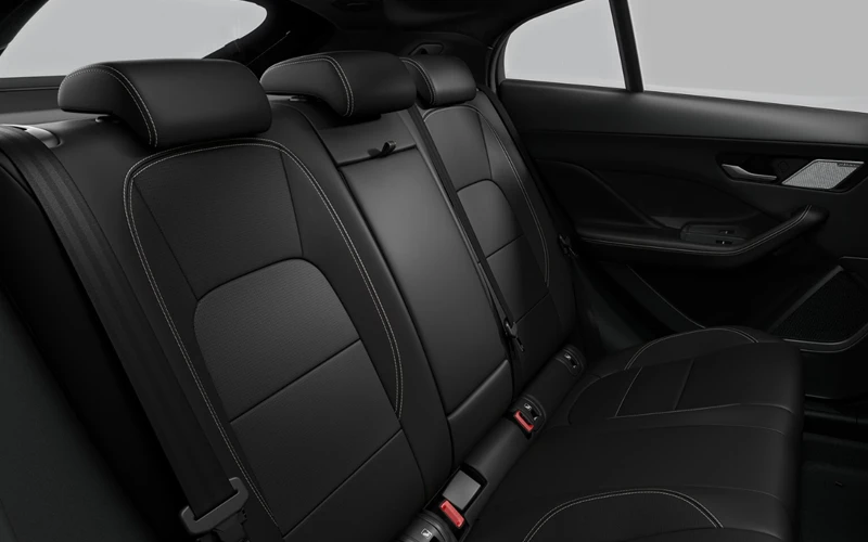 I-Pace-Interior-48