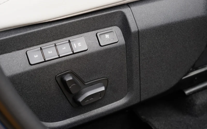 Sierra EV-Interior-31
