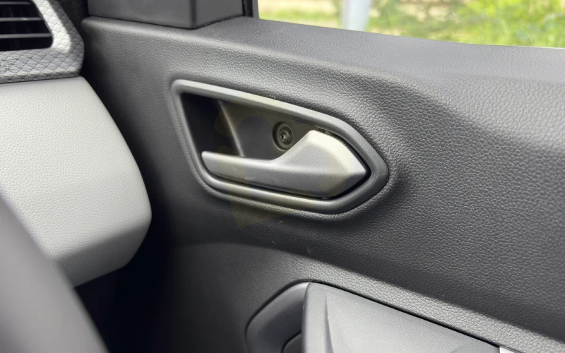 Kiger-Interior-52