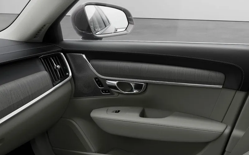 S90-Interior-77
