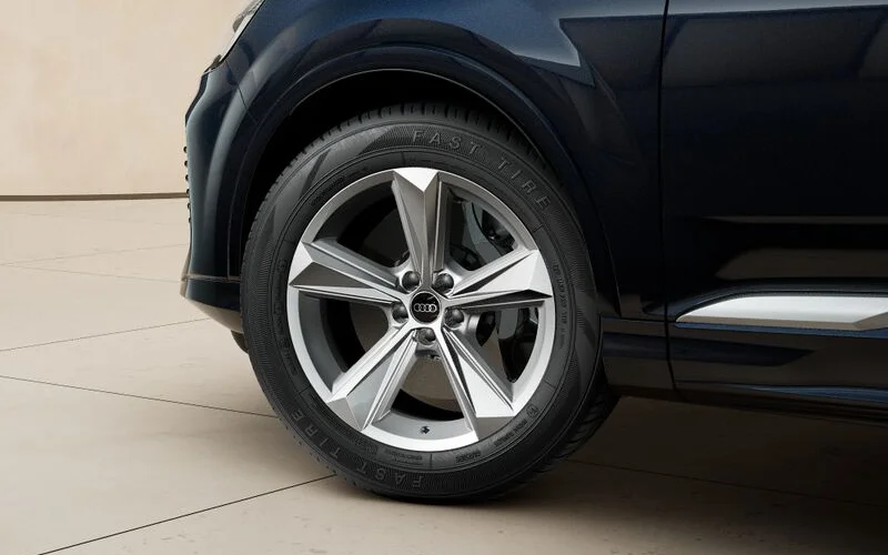 Q7-Exterior-96