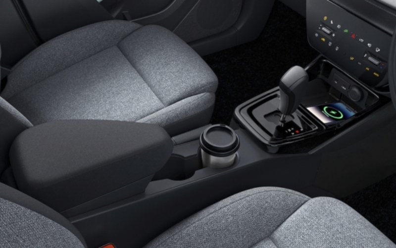 Punch-Interior-49