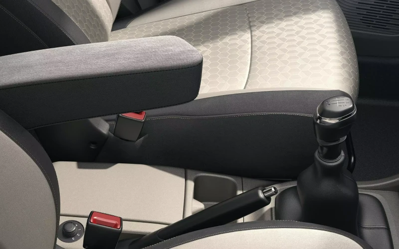 Triber-Interior-67