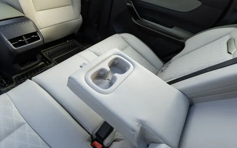 XEV 9S-Interior-57