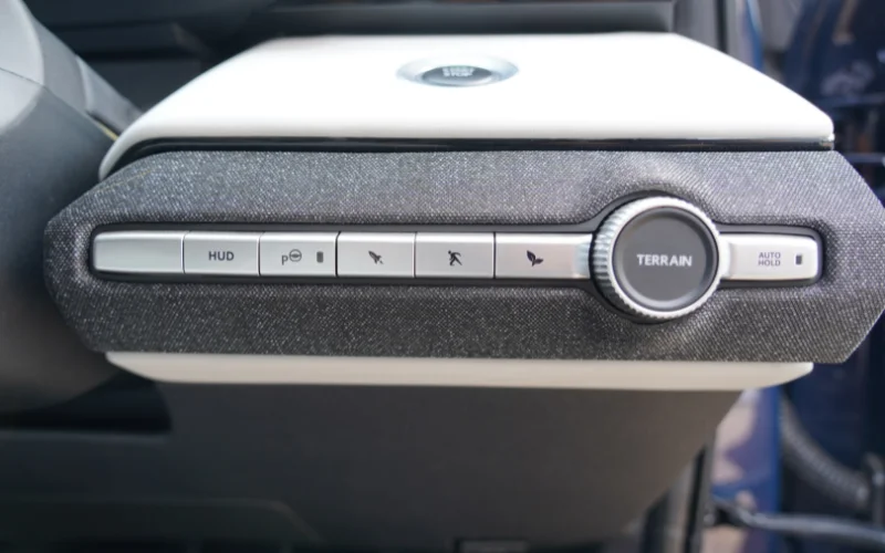 Sierra EV-Interior-21
